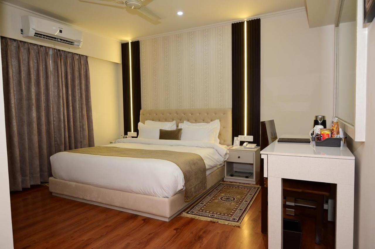 Hotel Amayra ชัยปุระ ภายนอก รูปภาพ